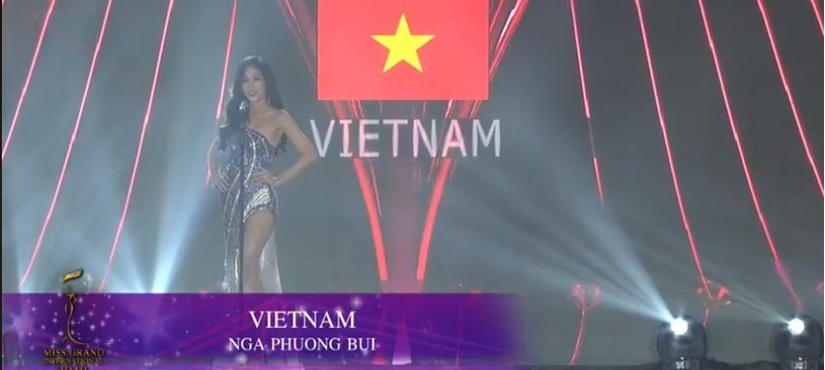 Bùi Phương Nga mặc dạ hội cực sexy tại bán kết Miss Grand International 2018