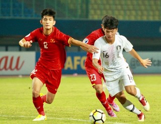 Thua cả 3 trận ở U19 châu Á, HLV Hoàng Anh Tuấn nói 'sẽ rút kinh nghiệm'