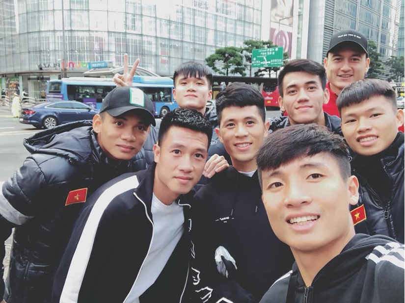 Đội tuyển Việt Nam tham quan Seoul