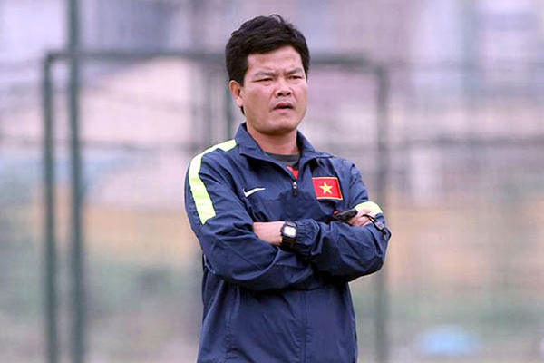 HLV Nguyễn Văn Sỹ nói gì khi Viết Tú bị loại khỏi đội tuyển Việt Nam