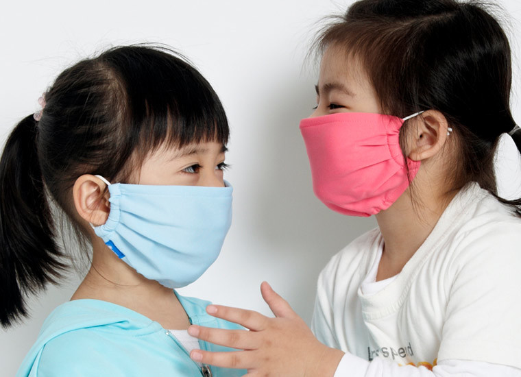 Đeo khẩu trang có bảo vệ được trẻ khỏi ô nhiễm và các bệnh hô hấp?