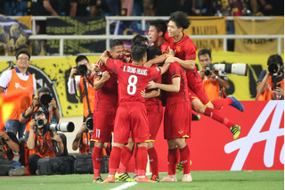 Thắng Malaysia, đội tuyển Việt Nam thiết lập kỷ lục siêu ấn tượng