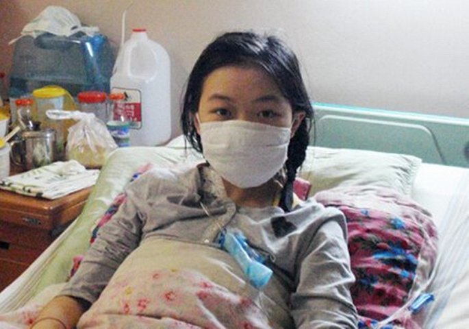 Cô gái 20 tuổi bị ung thư cổ tử cung vì dùng giấy vệ sinh sai cách