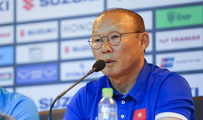 HLV Park Hang Seo từ chối nói về đội hình tuyển Việt Nam đấu Myanmar?