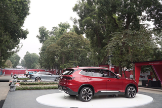 Hình ảnh mới nhất về 4 mẫu xe VinFast sắp ra mắt tại Công viên Thống Nhất