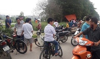Bắc Ninh: Phát hiện xác chết đang phân hủy bên lề đường