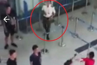 Phạt nhân viên an ninh 'bàng quan' trong vụ gây rối tại sân bay Thanh Hóa