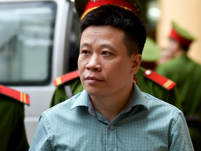 Cựu chủ tịch OceanBank Hà Văn Thắm bị khởi tố thêm tội gì?