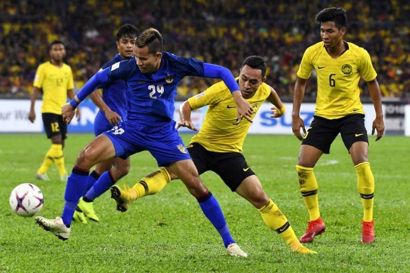 Đội tuyển Thái Lan chính thức bị loại sau trận cầu kịch tính