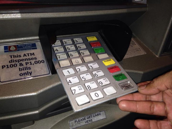 Nguy cơ tội phạm tấn công thẻ ATM dịp giáp Tết, khách hàng cần làm gì?