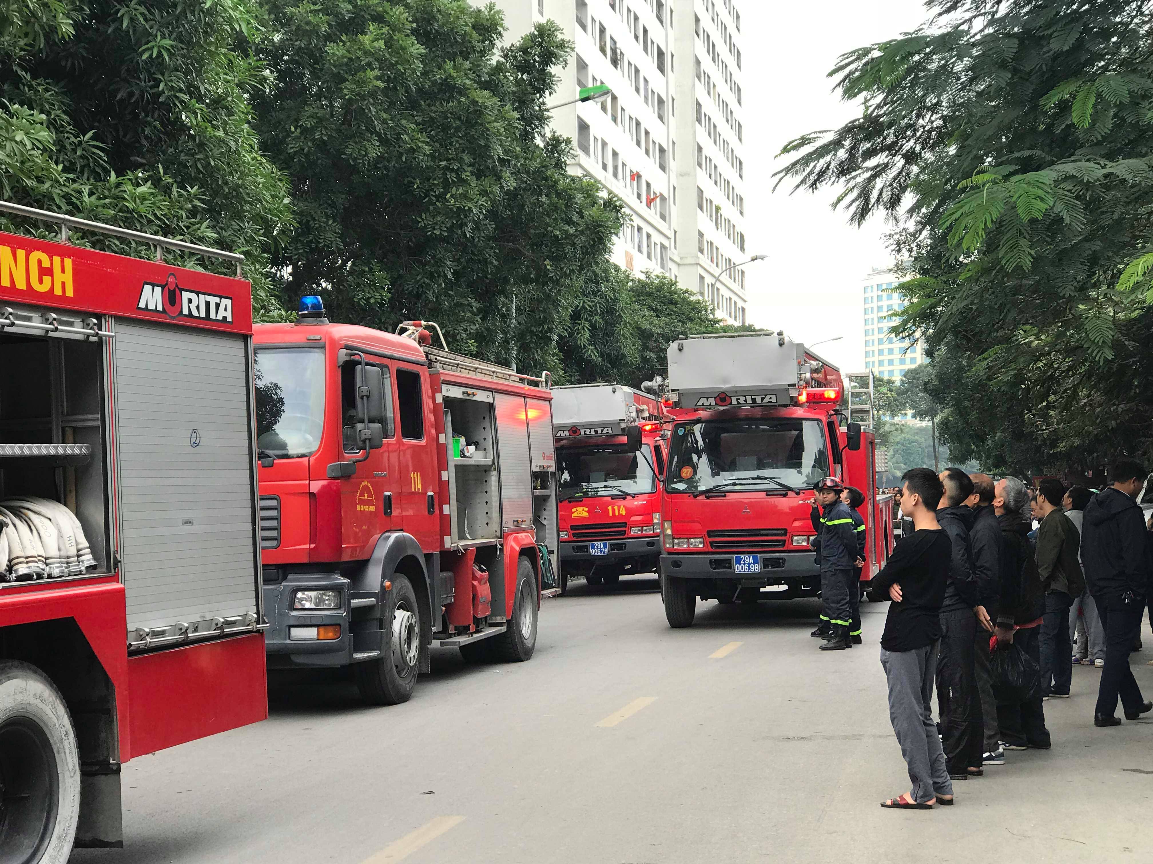 Cháy chung cư tầng 31 ở Linh Đàm, 1 người tử vong