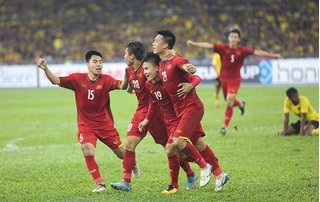 Báo chí Malaysia: 'Bóng đá Việt Nam đứng trước tương lai sáng lạn'
