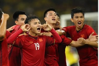 Đội hình tiêu biểu AFF Cup 2018: Việt Nam áp đảo với 4 cái tên