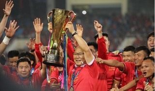 Khoảnh khắc đáng nhớ của ĐT Việt Nam nâng cup vàng VFF Cup 2018