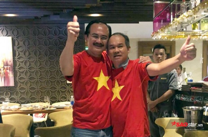 Bầu Đức mừng chiến thắng Việt Nam vô địch tại Đà Nẵng 
