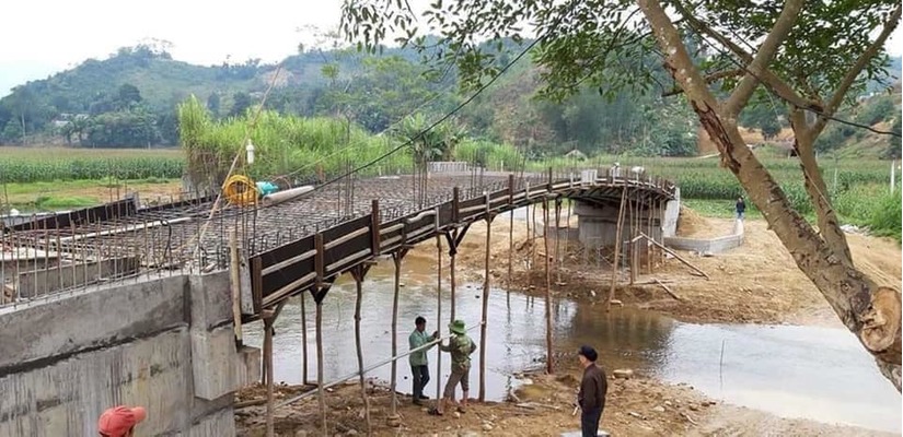 Thông tin mới vụ cây cầu đang thi công bất ngờ đổ sập ở Yên Bái3