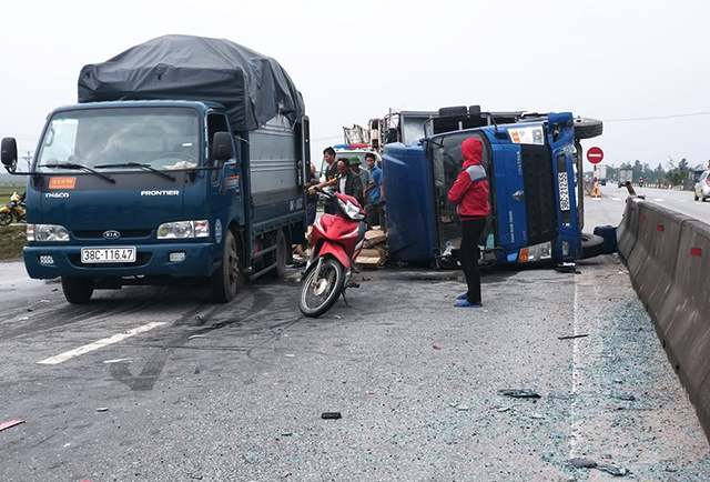 Tin tức tai nạn giao thông mới nhất hôm nay 20/12/2018