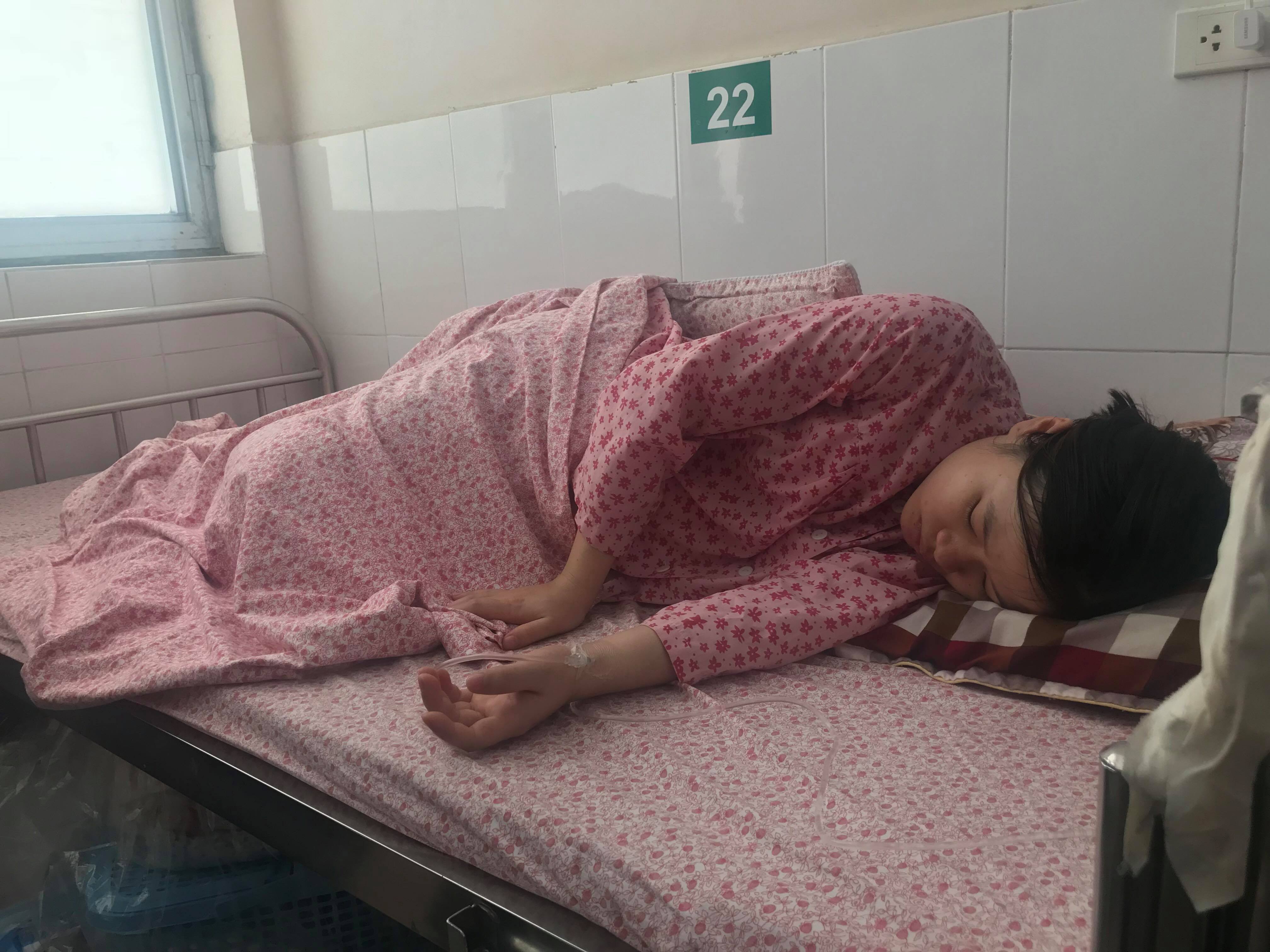 Chị Khuyên đang được theo dõi tại Bệnh viện phụ sản Hà Nội
