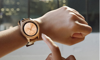 Mở bán Samsung Galaxy Watch nhiều cải tiến với giá từ 7 triệu đồng