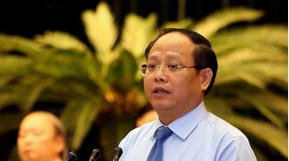 Ông Tất Thành Cang bị cách chức Phó bí thư Thành ủy TP HCM