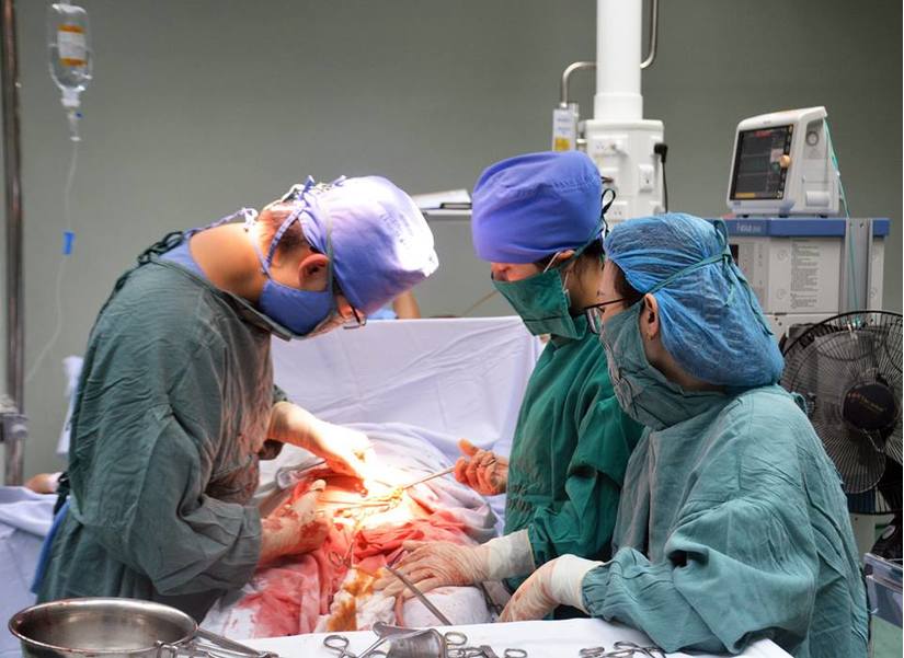 Sản phụ sinh 3 nhờ thụ tinh trong ống nghiệm tại Bệnh viện Nghệ An