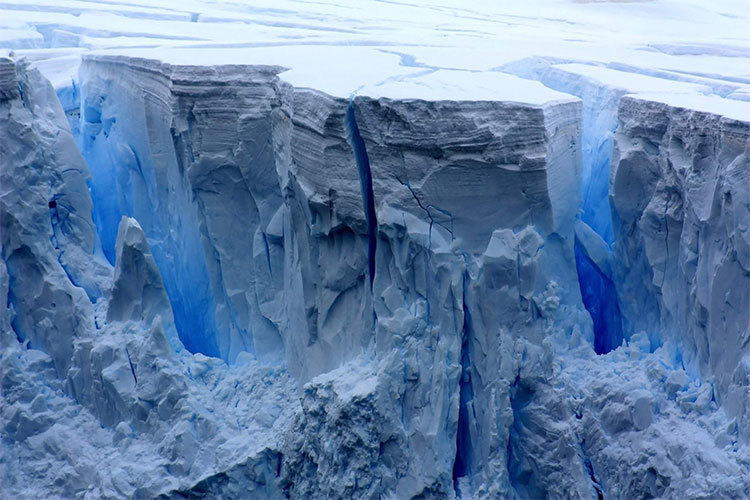Những bí ẩn khó lý giải ở vùng đất băng vĩnh cửu