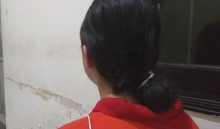 Hà Nội: Nữ sinh lớp 9 bị mẹ kế túm tóc, đập đầu xuống nền nhà