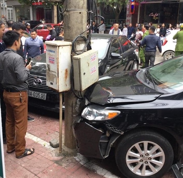 Vĩnh Phúc: Nữ tài xế điều khiển ô tô gây tai nạn liên hoàn4