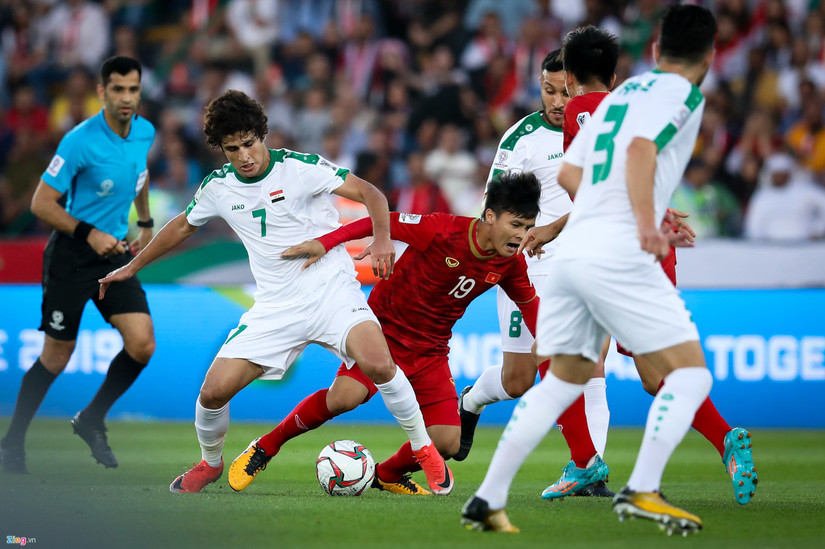 Đội tuyển Việt Nam thua cay đắng Iraq phút cuối