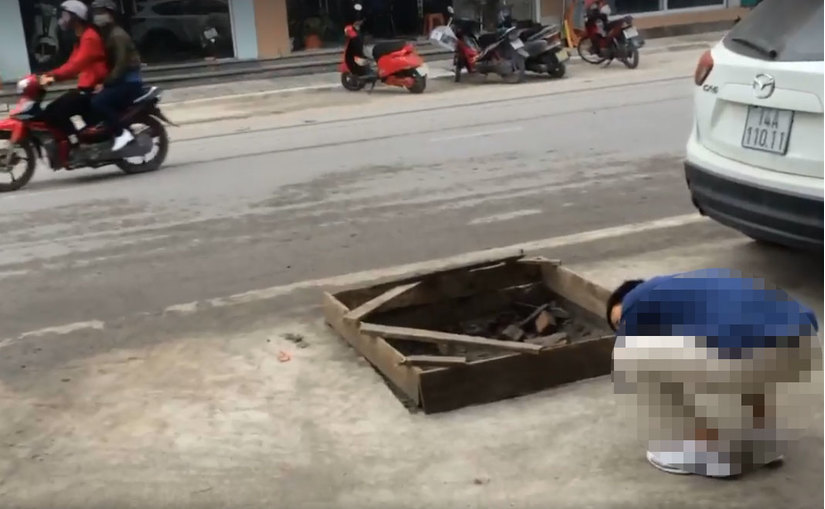 Hàng cây được trồng dưới lòng đường ở Quảng Ninh: Nhiều trường hợp xe gặp nạn4
