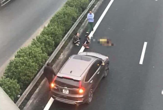 Công an lên tiếng về người bị đâm tử vong khi đi bộ qua cao tốc Pháp Vân
