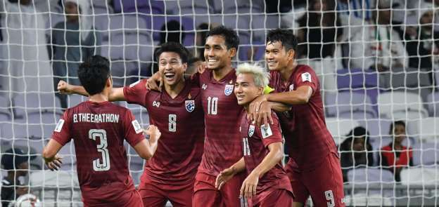 Đội tuyển Thái Lan giành vé đi tiếp sau trận hòa UAE 