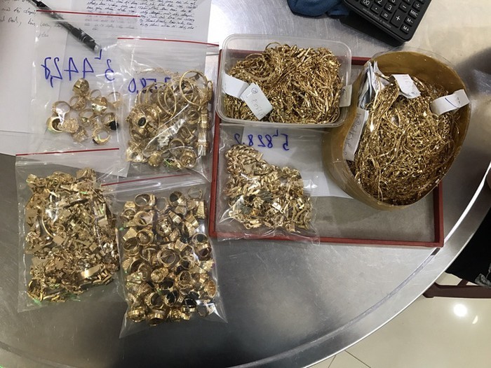 Bất ngờ vụ bán 230 lượng vàng ở Quảng Nam: Nhân viên lấy trộm 6 năm liền nhưng chủ không hề hay biết 2