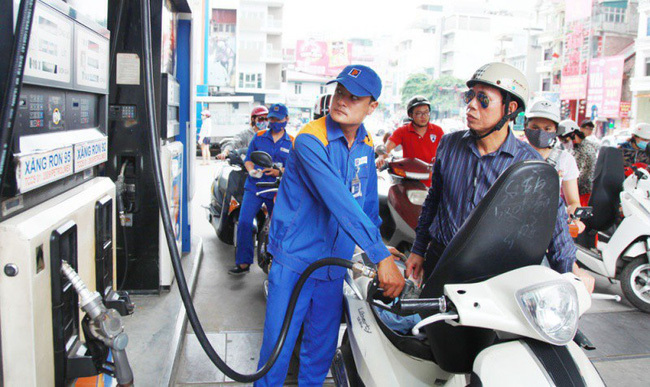 Giá xăng dầu hôm nay ngày 19/1: Tiếp tục đà tăng, chốt tuần tăng 3%