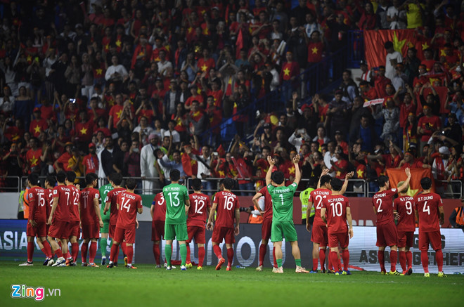 Báo Hàn Quốc nhận xét bất ngờ về tuyển Việt Nam trong trận gặp Nhật Bản