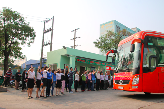 Xe miễn phí đưa người lao động về quê đón Tết tại Thanh Hóa, Nghệ An