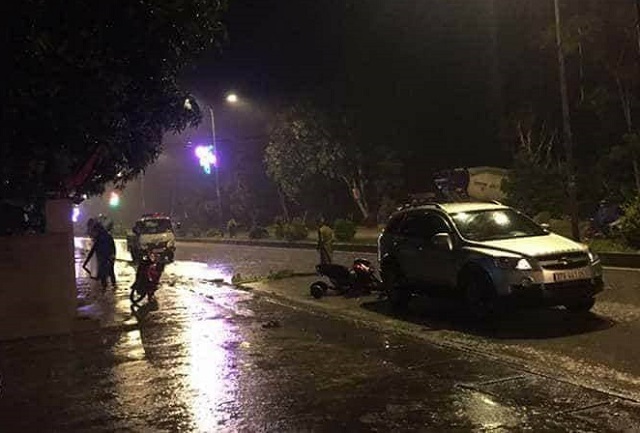 Hà Tĩnh: Xe ô tô tông vào đoàn người rước kiệu khiến 4 người thương vong