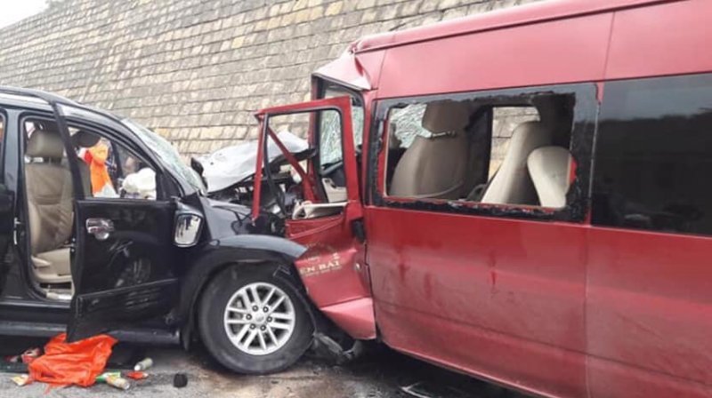 Hiện trường 2 vụ tai nạn giao thông xảy ra trên cao tốc Nội Bài – Lào Cai