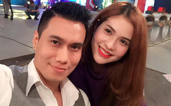 Việt Anh phản ứng lạ khi vợ chia sẻ statut ẩn ý về cuộc sống hôn nhân