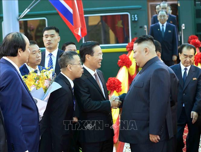 Những hình ảnh đầu tiên của Chủ tịch Triều Tiên Kim Jong-un tại Việt Nam