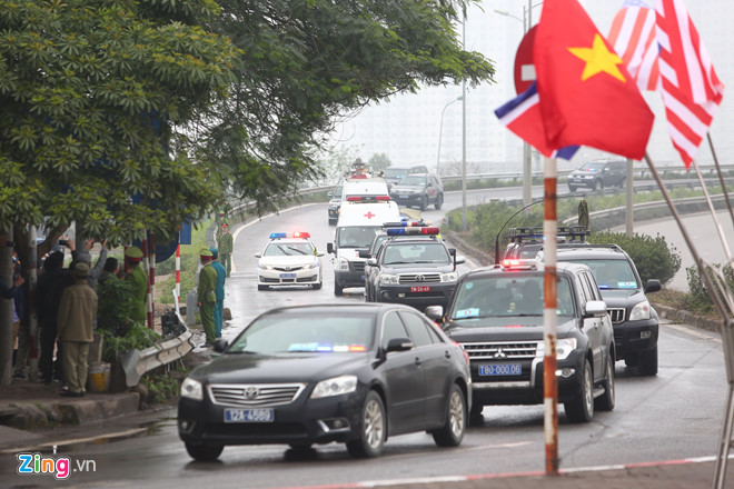 Ông Kim Jong Un chính thức có mặt tại thủ đô Hà Nội