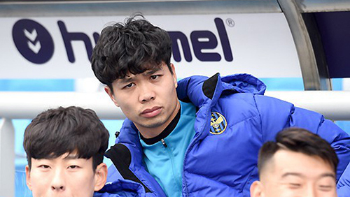 tiền đạo Công Phượng không ra sân ở vòng 1 K.League 2019