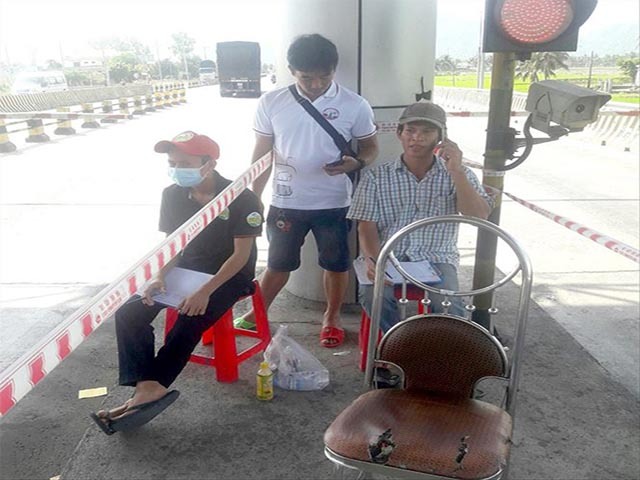 Phạt nặng hay khen thưởng những người đếm xe ở trạm BOT Ninh Lộc?