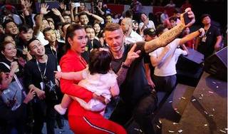 Siêu mẫu Hà Anh kể chuyện nhờ David Beckham bế hộ con gái để chụp ảnh