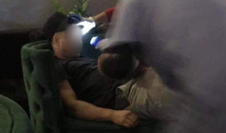 Điều tra vụ người nước ngoài đột tử nghi do hít bóng cười ở Hà Nội