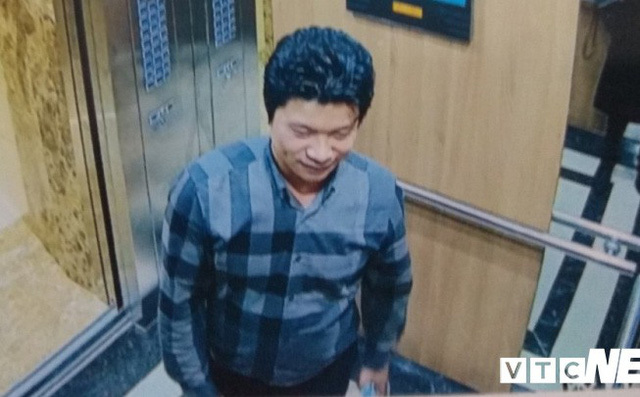 Chân dung người cưỡng hôn nữ sinh trong thang máy bị phạt 200 nghìn đồng