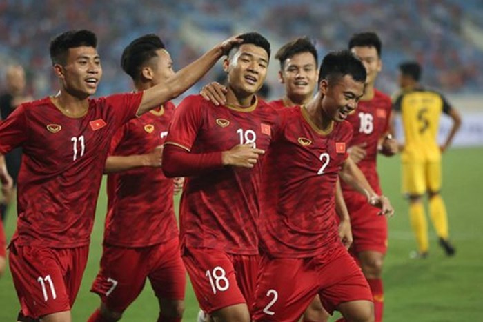 Bóng đá Trung Quốc đang dần tụt hậu so với Việt Nam và Thái Lan