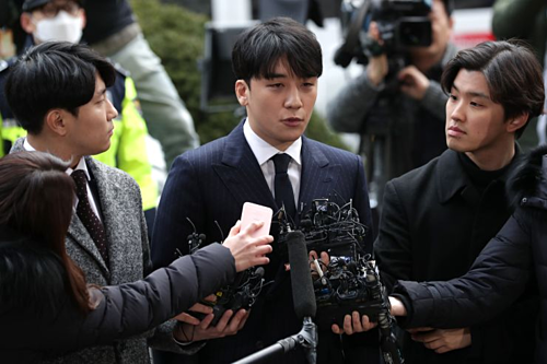 Lộ thêm lời khai gây sốc của Jung Joon Young, Seungri trong scandal phát tán clip đồi trụy