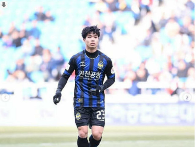Tiền đạo Công Phượng có trận đá chính đầu tiên tại K.League