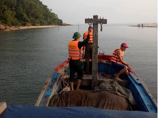 Đã tìm thấy thi thể thanh niên Quảng Nam cứu 2 nữ sinh bị sóng biển cuốn trôi
